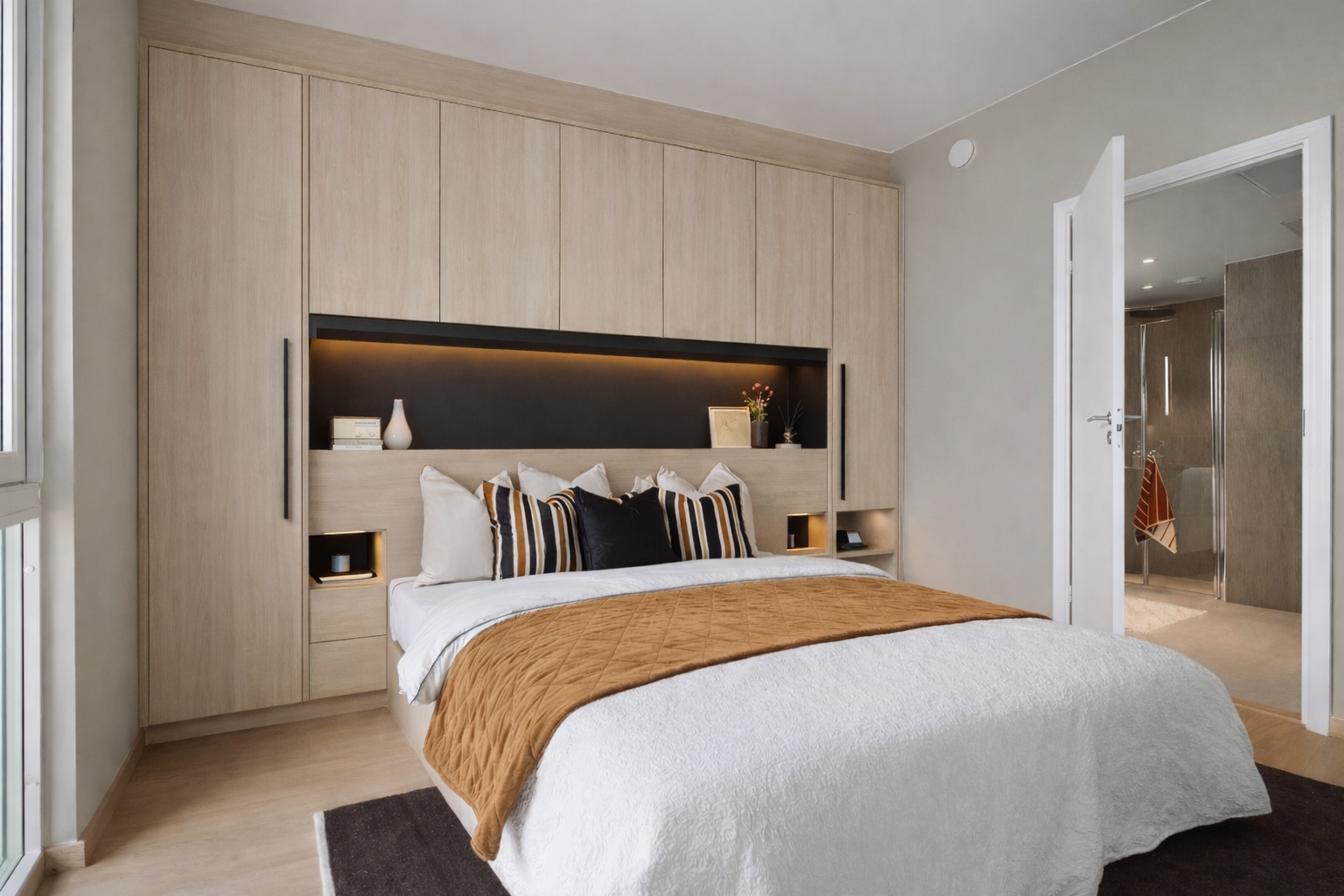 Laila løsniong garderobe.png